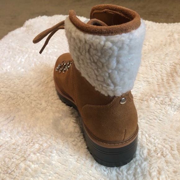 Marc Fisher Isalia Bootie - Picture 6 of 9